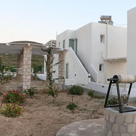 Hawk Stone アパート *