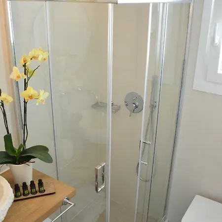 Hawk Stone アパート