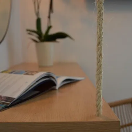 Hawk Stone אדאמאס