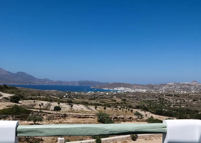 Hawk Stone * Adamantas (Milos)